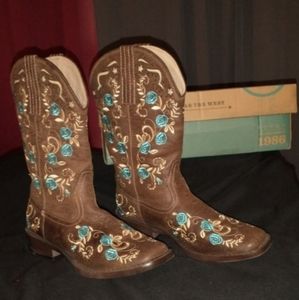 Brand New Women's Boots